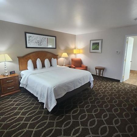 Ramada Bayside Inn & Suites Eureka Eksteriør bilde