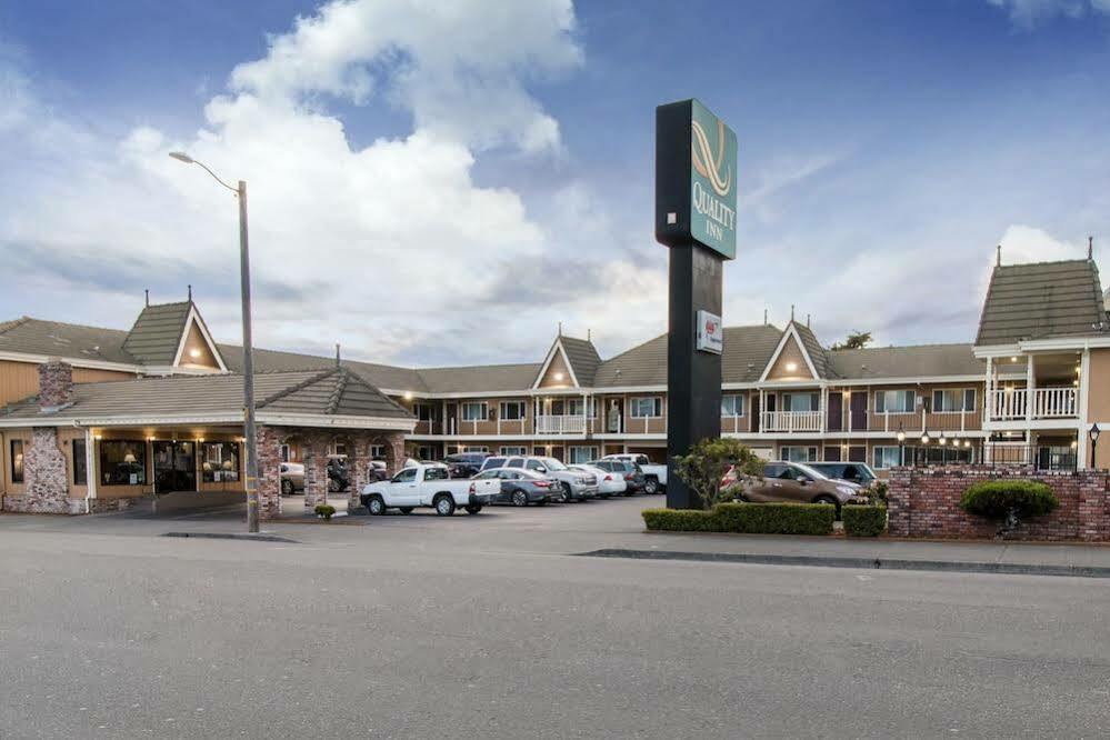 Ramada Bayside Inn & Suites Eureka Eksteriør bilde